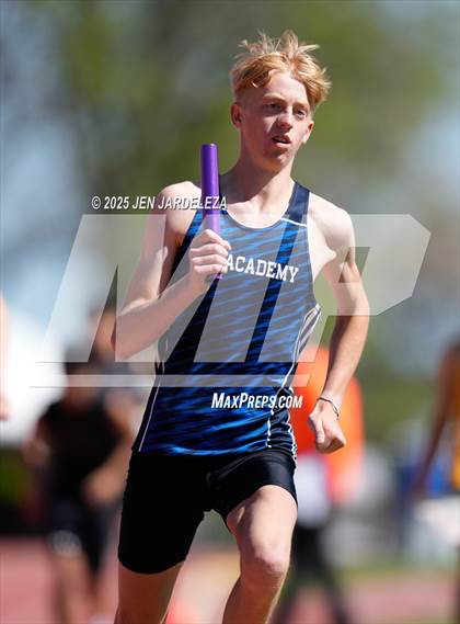 Thumbnail 1 in CHSAA Final 4A ( 4x800 Relay) photogallery.