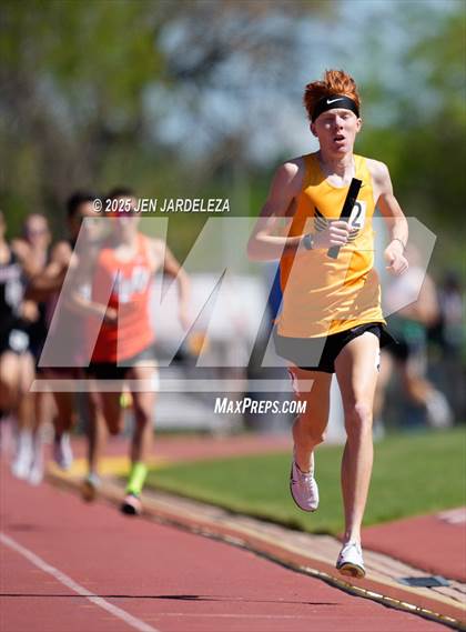 Thumbnail 2 in CHSAA Final 4A ( 4x800 Relay) photogallery.