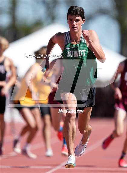 Thumbnail 3 in CHSAA Final 4A ( 4x800 Relay) photogallery.