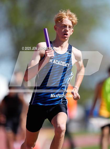 Thumbnail 3 in CHSAA Final 4A ( 4x800 Relay) photogallery.