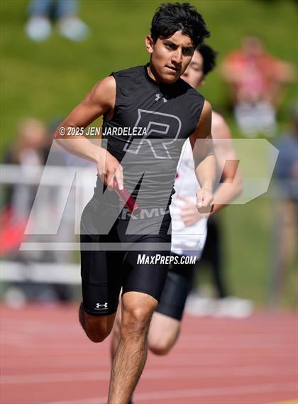 Thumbnail 1 in CHSAA Final 4A ( 4x800 Relay) photogallery.