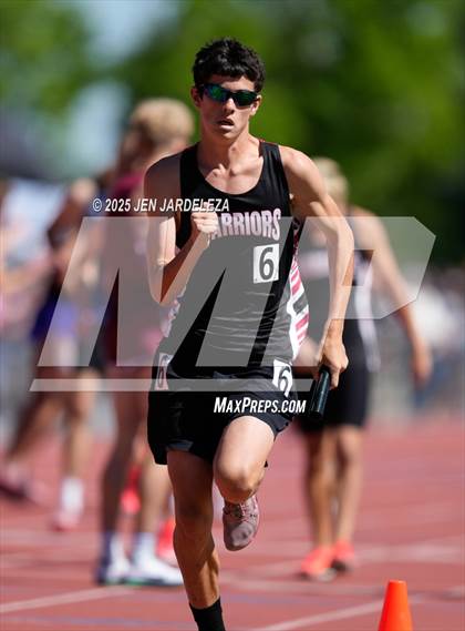Thumbnail 3 in CHSAA Final 4A ( 4x800 Relay) photogallery.