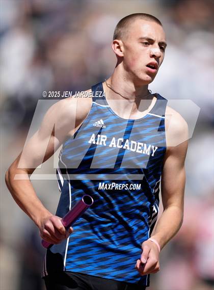 Thumbnail 2 in CHSAA Final 4A ( 4x800 Relay) photogallery.
