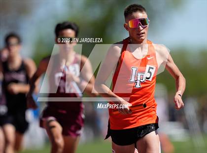 Thumbnail 3 in CHSAA Final 4A ( 4x800 Relay) photogallery.
