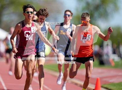 Thumbnail 2 in CHSAA Final 4A ( 4x800 Relay) photogallery.