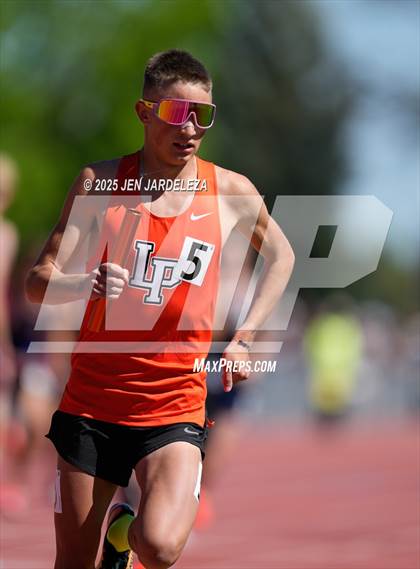 Thumbnail 2 in CHSAA Final 4A ( 4x800 Relay) photogallery.