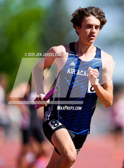 Thumbnail 3 in CHSAA Final 4A ( 4x800 Relay) photogallery.