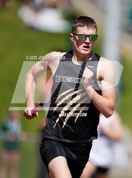 Thumbnail 2 in CHSAA Final 4A ( 4x800 Relay) photogallery.