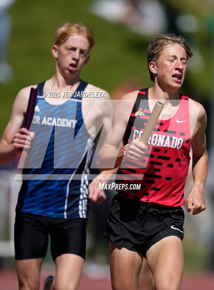 Thumbnail 1 in CHSAA Final 4A ( 4x800 Relay) photogallery.