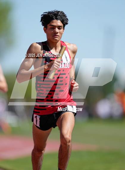 Thumbnail 1 in CHSAA Final 4A ( 4x800 Relay) photogallery.