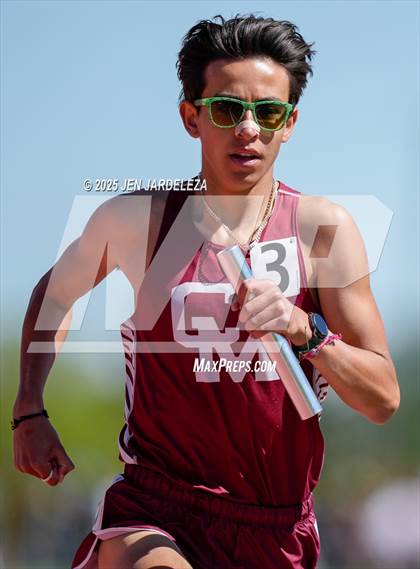 Thumbnail 3 in CHSAA Final 4A ( 4x800 Relay) photogallery.