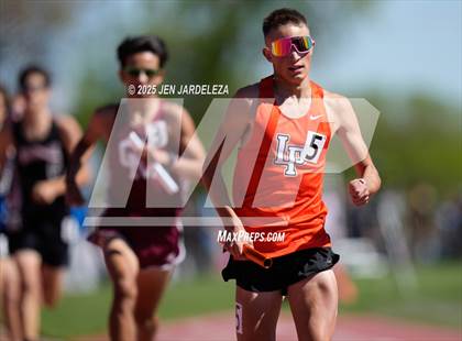 Thumbnail 2 in CHSAA Final 4A ( 4x800 Relay) photogallery.