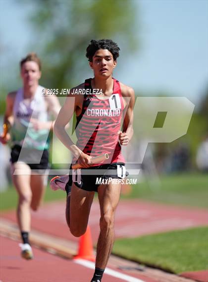 Thumbnail 2 in CHSAA Final 4A ( 4x800 Relay) photogallery.