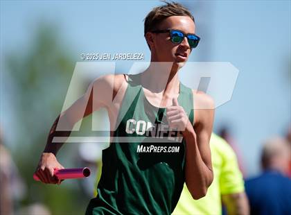 Thumbnail 2 in CHSAA Final 4A ( 4x800 Relay) photogallery.