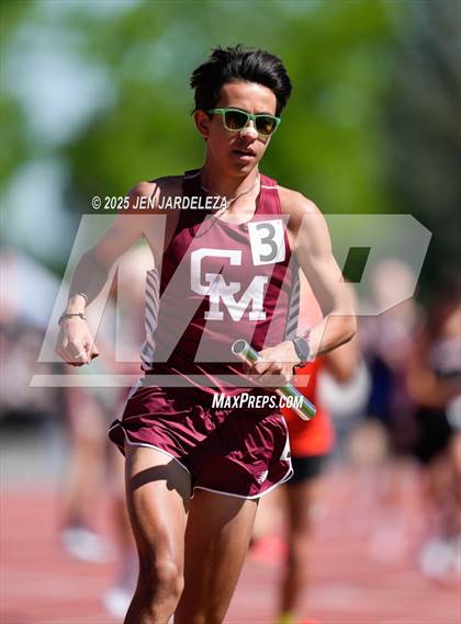 Thumbnail 2 in CHSAA Final 4A ( 4x800 Relay) photogallery.