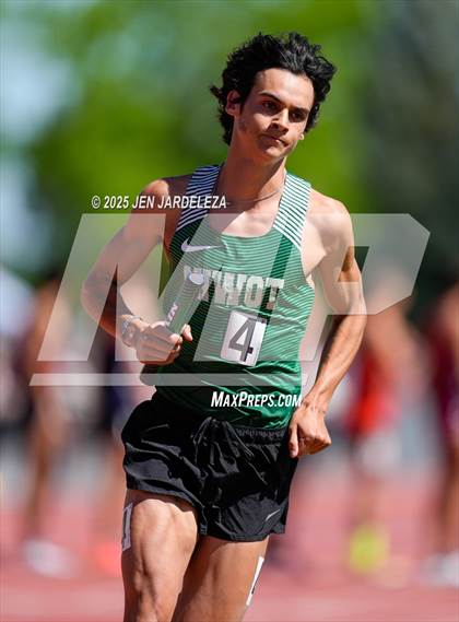 Thumbnail 3 in CHSAA Final 4A ( 4x800 Relay) photogallery.