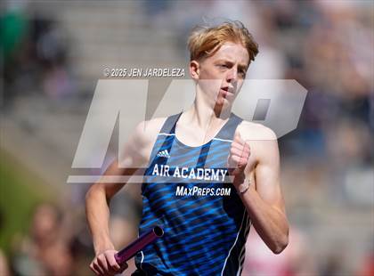 Thumbnail 2 in CHSAA Final 4A ( 4x800 Relay) photogallery.