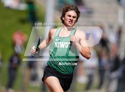 Thumbnail 3 in CHSAA Final 4A ( 4x800 Relay) photogallery.