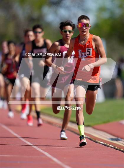 Thumbnail 2 in CHSAA Final 4A ( 4x800 Relay) photogallery.