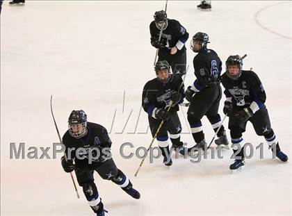 Thumbnail 3 in Webster Thomas vs. Brockport (Section 5 Division II Final) photogallery.