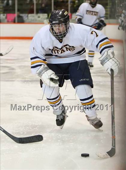 Thumbnail 1 in Webster Thomas vs. Brockport (Section 5 Division II Final) photogallery.