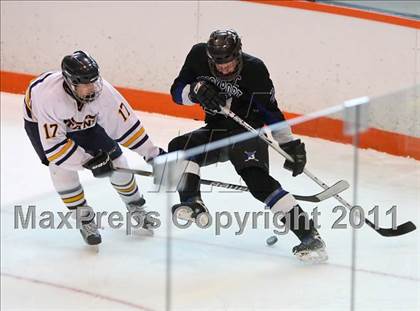 Thumbnail 3 in Webster Thomas vs. Brockport (Section 5 Division II Final) photogallery.