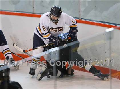 Thumbnail 3 in Webster Thomas vs. Brockport (Section 5 Division II Final) photogallery.
