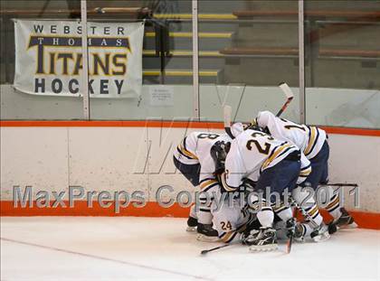 Thumbnail 2 in Webster Thomas vs. Brockport (Section 5 Division II Final) photogallery.