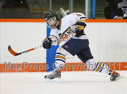Thumbnail 3 in Webster Thomas vs. Brockport (Section 5 Division II Final) photogallery.