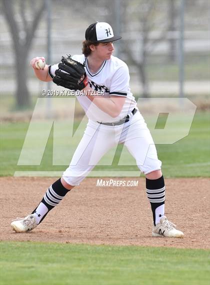 Thumbnail 2 in Howe vs Collinsville (Lindsay Tournament) photogallery.