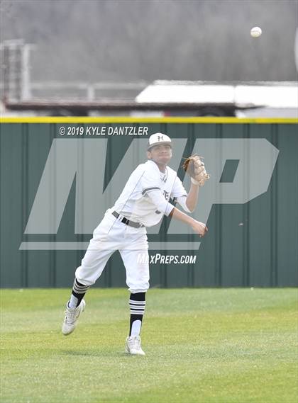 Thumbnail 1 in Howe vs Collinsville (Lindsay Tournament) photogallery.