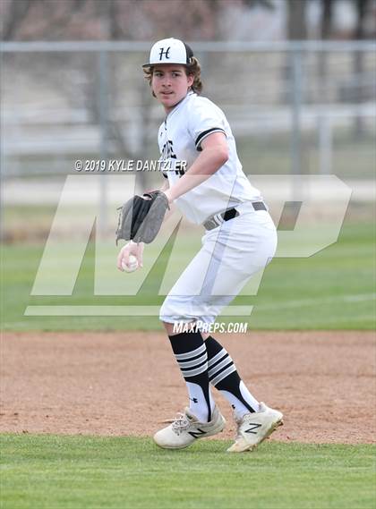 Thumbnail 3 in Howe vs Collinsville (Lindsay Tournament) photogallery.
