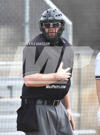 Thumbnail 2 in Howe vs Collinsville (Lindsay Tournament) photogallery.