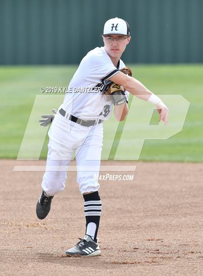 Thumbnail 1 in Howe vs Collinsville (Lindsay Tournament) photogallery.