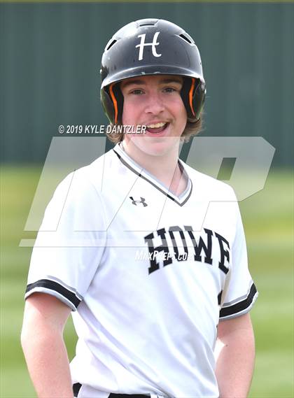 Thumbnail 2 in Howe vs Collinsville (Lindsay Tournament) photogallery.