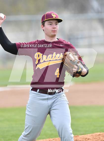 Thumbnail 3 in Howe vs Collinsville (Lindsay Tournament) photogallery.