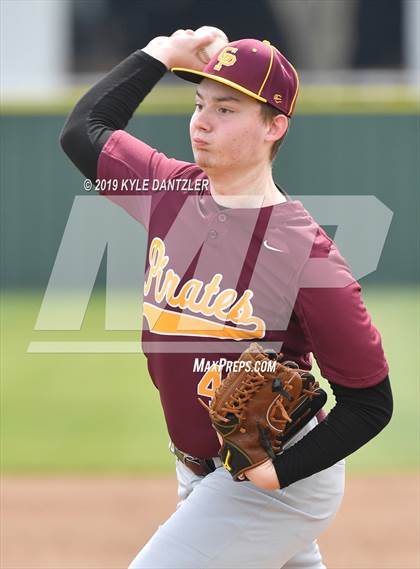 Thumbnail 1 in Howe vs Collinsville (Lindsay Tournament) photogallery.