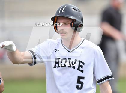 Thumbnail 2 in Howe vs Collinsville (Lindsay Tournament) photogallery.