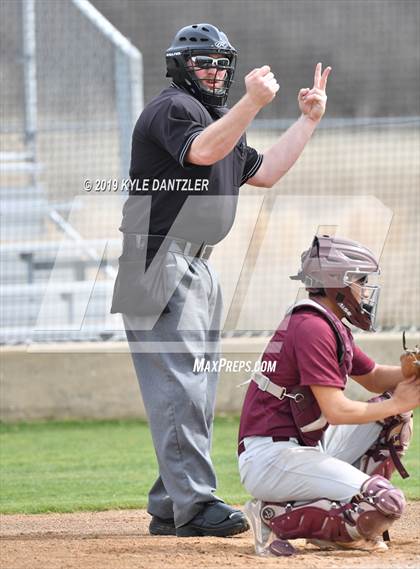 Thumbnail 1 in Howe vs Collinsville (Lindsay Tournament) photogallery.