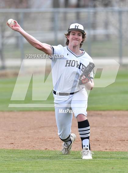Thumbnail 2 in Howe vs Collinsville (Lindsay Tournament) photogallery.