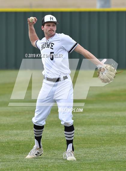 Thumbnail 2 in Howe vs Collinsville (Lindsay Tournament) photogallery.