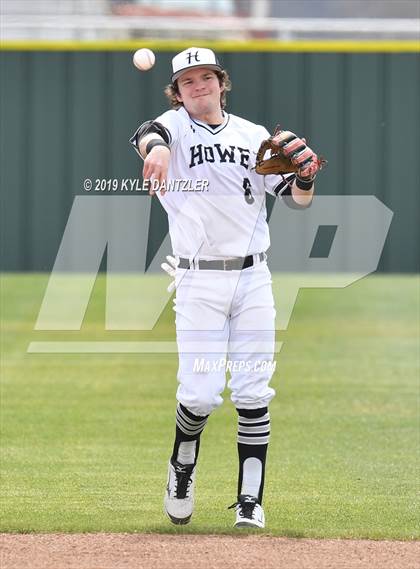 Thumbnail 2 in Howe vs Collinsville (Lindsay Tournament) photogallery.