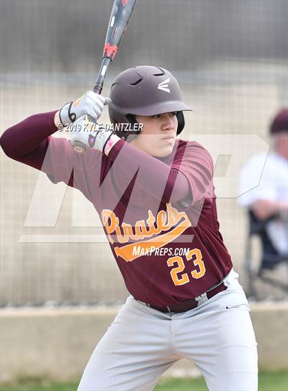 Thumbnail 3 in Howe vs Collinsville (Lindsay Tournament) photogallery.