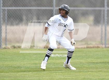 Thumbnail 3 in Howe vs Collinsville (Lindsay Tournament) photogallery.