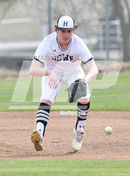 Thumbnail 3 in Howe vs Collinsville (Lindsay Tournament) photogallery.