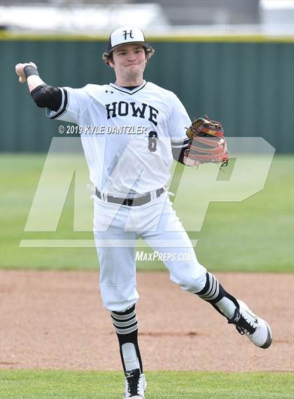 Thumbnail 1 in Howe vs Collinsville (Lindsay Tournament) photogallery.