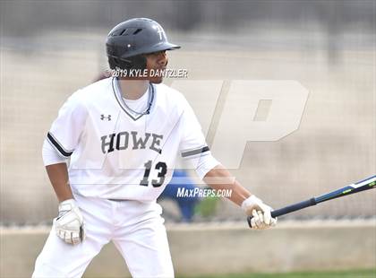Thumbnail 2 in Howe vs Collinsville (Lindsay Tournament) photogallery.