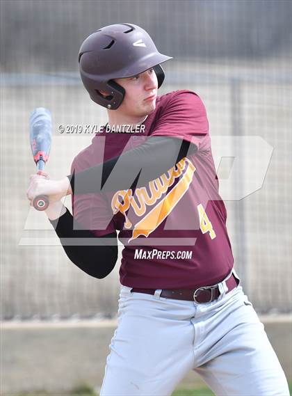 Thumbnail 1 in Howe vs Collinsville (Lindsay Tournament) photogallery.