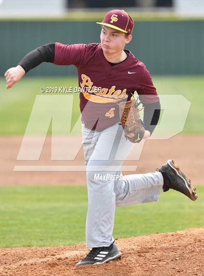 Thumbnail 2 in Howe vs Collinsville (Lindsay Tournament) photogallery.