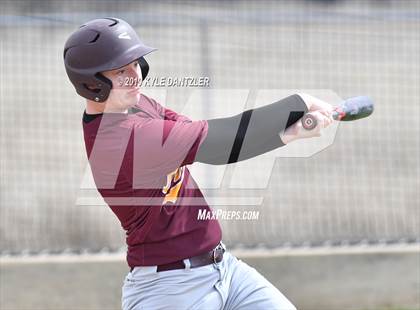 Thumbnail 2 in Howe vs Collinsville (Lindsay Tournament) photogallery.